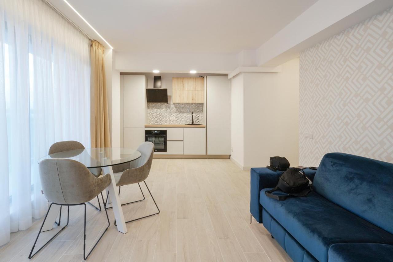 Bel Air Apartments Mamaia Nord מראה חיצוני תמונה